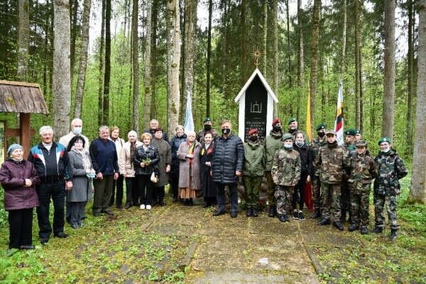 Paminėta Partizanų pagerbimo, kariuomenės ir visuomenės vienybės diena