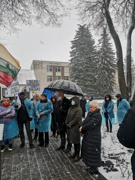 Palaikymo akcija prie Biržų rajono savivaldybės 