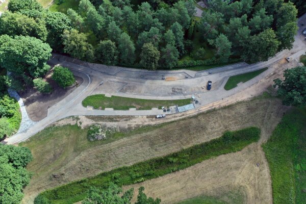 Bus ribojamas eismas nuo Radvilos gatvės iki pilies tilto